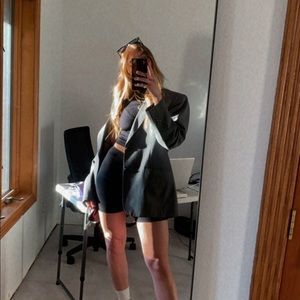 Structured grey blazer